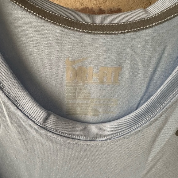 NWT - Nike Blue Dri-Fit Tank - XL - Picture 3 of 4